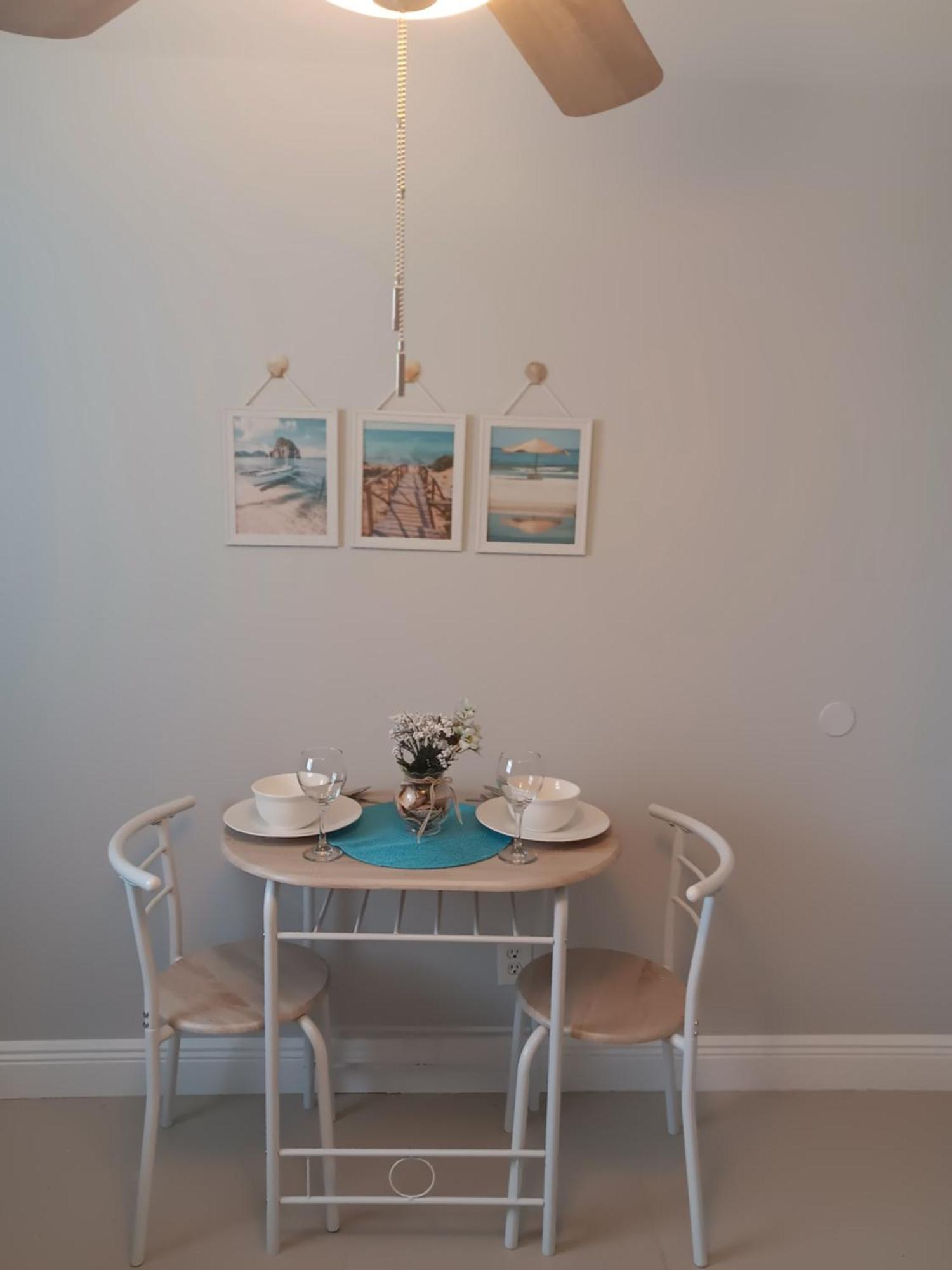 C & Y Guesthouse West Chase エクステリア 写真