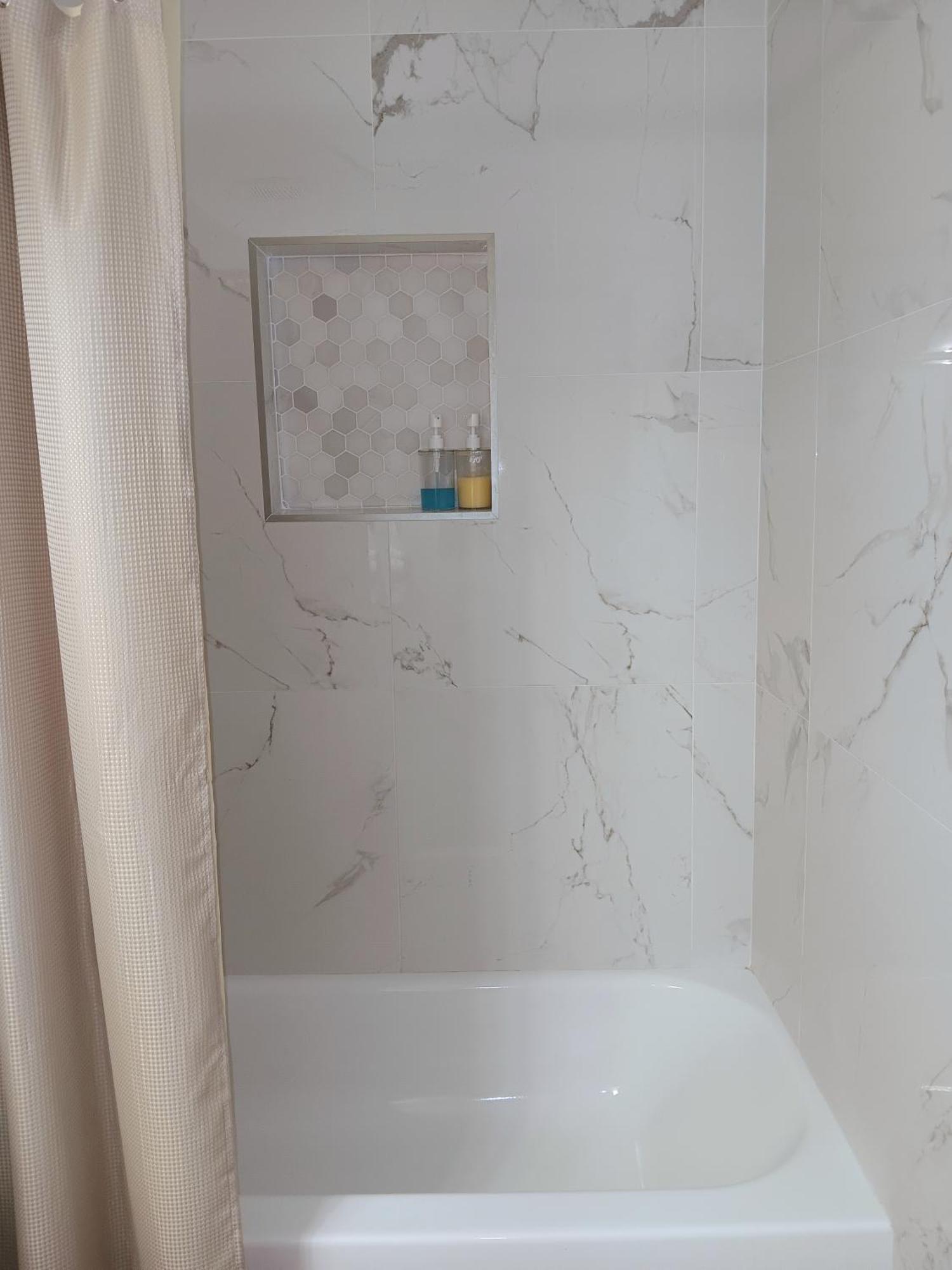 C & Y Guesthouse West Chase エクステリア 写真