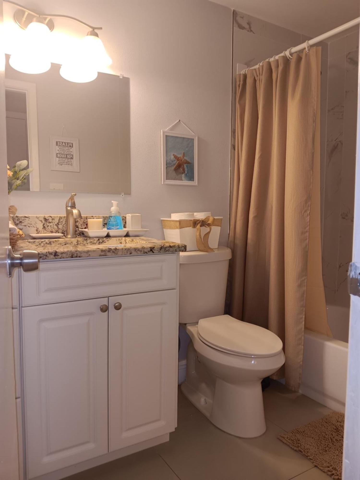 C & Y Guesthouse West Chase エクステリア 写真